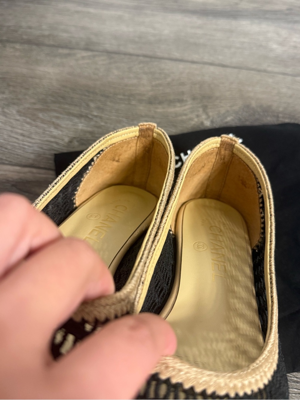 Chanel Beige and Black Raffia Cap Toe Ballet Flat - 36C - Picture 4 of 12